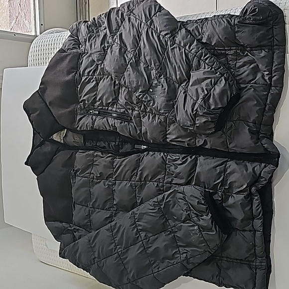 Rainforest Water Resistant Thermolite Insulated Jacket - size XL - Picture 15 of 16